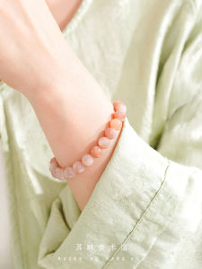 Natural Sunstone Bracelet Womens Fashion Elastic Rope Soft Milk Red Color Luxury Personality Small Audience Design Sense