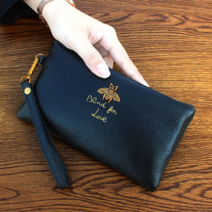 กระเป๋าหนังแท้ทรงสี่เหลี่ยมเล็กสำหรับผู้หญิง กระเป๋าถือแบบหนังแท้บาง กระเป๋าใส่โทรศัพท์มือถือสำหรับคุณแม่ กระเป๋าใส่เงินสำหรับไปช้อปปิ้ง กระเป๋าสะพายไหล่แบบหนังวัว