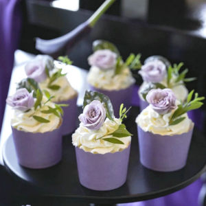 Cốc Giấy Đựng Bánh Mì Màu Tím Dùng Một Lần Cốc Đựng Kem Muffin Chống Dầu Rollover Cho Lò Nướng Cốc Giấy Dùng Một Lần Dùng Trong Nhà Bếp