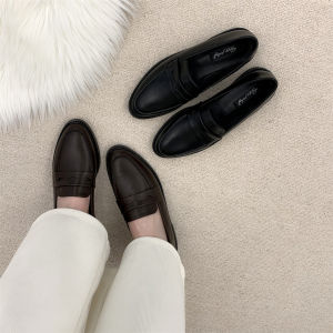 รองเท้า Loafers ส้นเตี้ยสีดำ สำหรับผู้หญิง แฟชั่นฤดูใบไม้ผลิ 2023 รองเท้าหนังนิ่มสไตล์อังกฤษแบบสวมสบาย