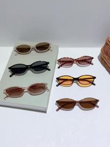 Womens Lightweight Fashionable Oval Shaped Simple and Durable Sunglasses Are Suitable for Daily Casual Wear