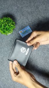 Dompet Lipat Pria Trshaw: Branded & Murah