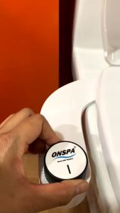 Bộ vòi xịt rửa thông minh Onspa KAG-KVB100 sản phẩm thế hệ mới cao cấp vòi xịt rửa vệ sinh lắp cho 90% bồn cầu Việt Nam dùng cho người già và trẻ em