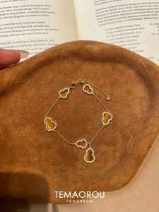 Retro Tiger Eye Stone Cat Eye Hollow Gourd Edge Flash Diamond Gold Bracelet Womens Elegant Accessories Non-fading Titanium Steel