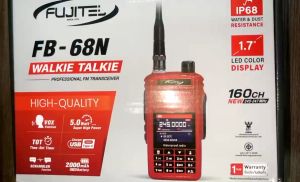 วิทยุสื่อสารกันน้ำ100%(IP68)FUJITEL FB68N(5วัตต์160ช่องใช้งาน) มีแท่นชาร์จและชาร์จ TYPE C ได้