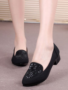 Old Beijing Cloth Shoes for Women Spring and Autumn Fashion New High Heel Soft Soled Mom Shoes Shoes for Work Long Standing Not Tired Feet