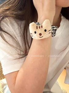 Cute Cartoon Plush Cat Fish Hair Ties: Stylish & Unique Women's Hair Accessories