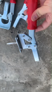 ตัวล็อคขาสกีโดรนการเกษตร ป้องกันการขยับเวลาขนย้าย ราคาต่อ 1 คู่  สำหรับรุ่น T20P/T30/T40/T50 ใช้ได้ทุกรุ่น