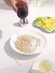 MODERN DELICATE LIFEL | Hộp Đựng Tăm Bạc Hà Cao Cấp Chống Bụi