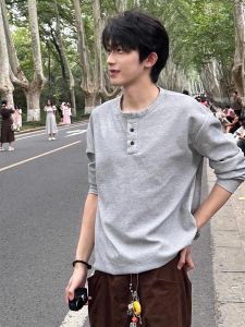 เสื้อยืดคอกลมแขนยาวผู้ชาย เสื้อคลุมกันหนาวฤดูใบไม้ร่วง ทรงหลวม อบอุ่น ลำลอง เสื้อเชิ้ตทรงหลวม แฟชั่นผู้ชาย