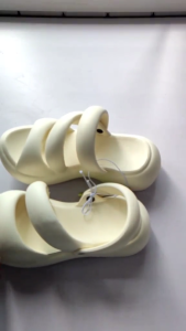 Sandal Selop Jelly Wanita Motif Tali Silang Gembung Hak Sedang 8816