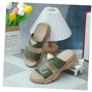 LHFriday ใหม่ล่าสุด ฮิตโดนใจ 2023 รองเท้าแฟชั่น รองเท้าเเฟชั่น 2023 มีสีให้เลือกมากมาย ราคามิตรภาพวัยรุ่น ดูเรียบหรูดูเเพง รองเท้าเหมาะสมทุกวัย