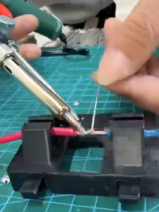 Welding Wire Fixture Adjustable Welding Table Clamp for Motherboard Soldering Welding Locator Tools