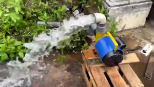 POMPA AIR MODIFIKASI JET 300 PIPA 2 DIM & 1.5 DIM BISA DI PAKAI 24 JAM NONSTOP SIRKULASI KOLAM IKAN KOI HARGA MURAH GRATIS TUSEN KLEP