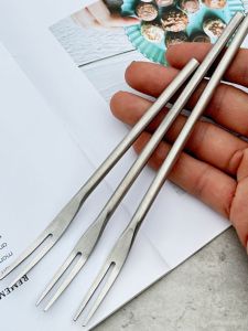 Japanese Style Creative 304 Stainless Steel Fruit Fork Versatile Dessert Cake Fork for Children Home Use Artistic Fruit Fork