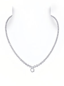 AILEQ | Luxurious High-carbon Drill V-neck Design Necklace
