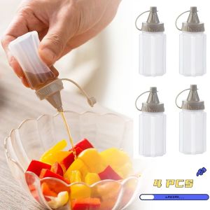4PCS/Set Transparent Spices Bottle with Lid Portable Mini Seasoning Box Dispenser Salt Spice Jar Sauce Squeeze Bottle