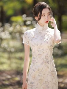 ชุดกี่เพ้าทรงสลิมฟิต ทรงยาว แขนสั้น ปักลายดอกไม้ สไตล์วินเทจ ชุดกี่เพ้าฤดูร้อนปี 2024 สำหรับผู้หญิงวัย 18-25 ปี