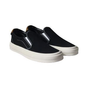 Dorks Slip On Black & White - Sepatu Sneakers Casual Pria Wanita Sepatu Sekolah Dorks