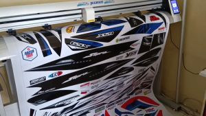 SUPRA FIT LAMA (COD) STIKER STRIPING MOTOR HONDA SUPRA FIT LAMA - STIKER LIST GRAFIK SIMPLE WARNA VARIASI DESAIN RACING HOLOGRAM DAN TRANSPARAN BISA COD IP.KODE-447