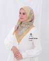 Skyshop Hijab Sonali Series By Deenay Size 115 X115cm Voal Finishing Sewing kerudung segiempat motif. 