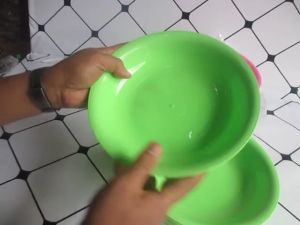 Piring Makan Lontong Plastik Bulat Isi 12 Pcs