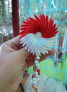 12 pcs / lusinan Bros juntai merah putih seragaman agustusan/ bros ubur ubur jurai/ Bros tujuh belasan/ bros seragam agustusan