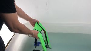 HongKong60เสื้อชูชีพแบบเป่าลม เสื้อชูชีพเรือแบบพกพาสำหรับผู้ใหญ่ เสื้อชูชีพลอยน้ำขนาดใหญ่แบบมืออาชีพสำหรับตกปลา เรือตกปลา