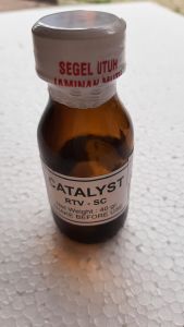 KATALIS RTV 48 - NETTO 40 GRAM - SEGEL PABRIK- CLEAR ATAU BIRU