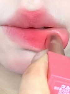 Affordable Female Lipstick Korean Style Youthful Natural Student Group Color Soft And Smooth Peachy Tulip Lipstick