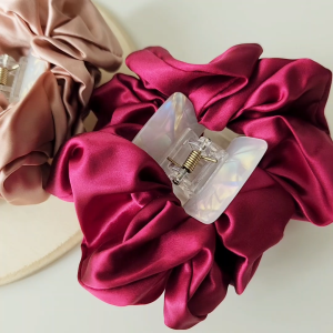 Natural Mulberry Silk Scrunchies with Claw Clip For Hair Care Gift Ideas Hair Accessories