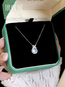 999 Pure Silver Butterfly Knot Necklace Womens Style Chinese New Cold Sensation Agate Pendant Best Friend Birthday Gift for Girlfriend