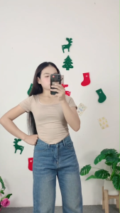 ชุดเซ็ตสาวลุคชิค เสื้อยืดเรียบๆ+กางเกงยีนส์ขากว้าง