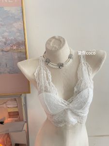 French Lace Inner Wear Bra Top Thin Backless Strap Design Girls Underwear V-Neck Style No Steel Ring Three Quarter Cup