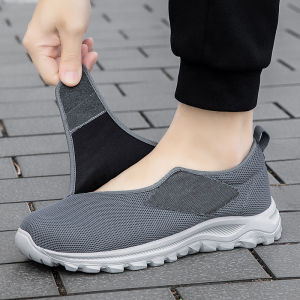 Mens Winter Fleece Lined Slip-On Sports Shoes Comfortable Breathable Wide Fit Elderly Walking Shoes Low Top Glue Adhesive Shoes