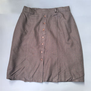 กระโปรงทรงเอผ้าไหมผสมสูงถึงเข่าสไตล์ย้อนยุคสำหรับผู้หญิง ฤดูหนาวปี 2024 กระโปรงทรงเอทรงเอมีซิ่งภายใน