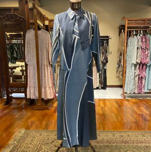 Raunni Dress Viscos by Dian Pelangi LIMITED EDITION Busana Muslim Baju Maxi Gamis Abaya Kaftan Gaun Outfit Pesta Pernikahan Kondangan Casual Formal Wanita Hijaber Cantik Anggun Modis Modern Elegan Mewah Model Korea Terbaru Motif Batik Abstrak Kekinian