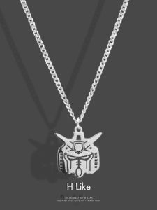 Robot Creative Cool Mens Necklace Pendant Hip Hop High Street Retro Sweatshirt Chain Titanium Steel Non-Fading Hip Hop Jewelry