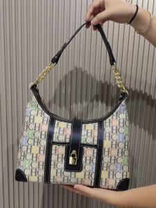 CH | CH Womens Commuter Handbag Classic Retro Zipper Buckle Design Fashionable Versatile Shoulder Bag Underarm Bag