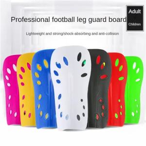 Football Shields Soccer Shin Guards Kits for Children Man 1pair Protective Gear Breathable Plastic Safety Shin Pads
