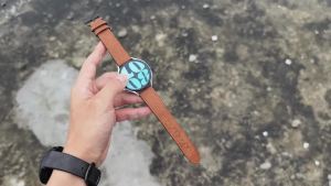 Dây Đeo Bằng Da Cho Samsung Galaxy Watch 8 40mm 44mm Vòng Đeo Tay Thể Thao Cổ Điển Không Có Khe Hở Tương Thích Với Galaxy Watch 8 Dành Cho Nam Và Nữ