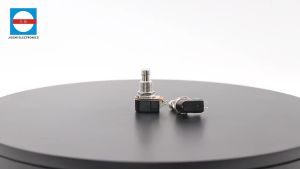 Momentary SPST Soft Touch Push Button Stomp Foot Pedal Switch Electric Guitar Switch OFF-Momentary ON
