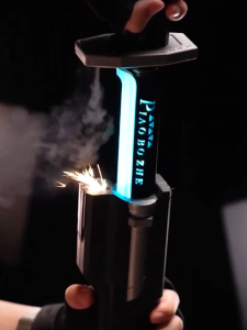 ดาบเลเซอร์ ดาบไลท์เซเบอร์ ดาบแฟลช ไลท์เซเบอร์ สตาร์วอร์ส ดาบสตาร์วอร์ RGB เสียงการต่อสู้ Star War พร้อมเอฟเฟกต์สเปรย์และประกายไฟ