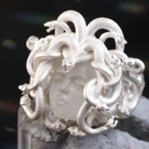 New Style Handmade Heavy Work Zirconium Stone Queen Medusa Coin Ring Artistic Vintage Personalized Elegant Fashion Jewelry