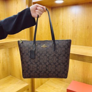 2026 High-end Printed Striped Bag with ZipperLarge CapacityWomens Spring New Fashion Commuting Shoulder BagHigh-end Tote Bag