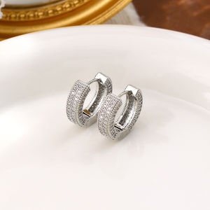 European and American full diamond earrings mens plain circle new minimalist earrings Korean niche design circle trendy earring