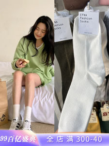 เกาหลี  นําเข้า ผู้หญิง ถุงเท้าแนวตั้ง ลายทาง เกลียวละเอียด ถุงเท้าถึงกลางน่อง ลำลอง หลากหลาย ถุงเท้ากันกระแทกสีทึบ