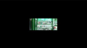 Lip Balm With SPF 35 Hydrating - Magic Color Change - No Smudge All Day