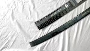 Bộ Ốp Chống Trầy Cốp Trong Ngoài Titan Honda BRV 2023-24 Mẫu Vân Titan Cao Cấp Sẵn Keo Dán Chuyên Dụng 3M