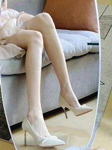 รองเท้าส้นสูงผ้าซาตินสีขาว รองเท้าแต่งงาน รองเท้าส้นเดี่ยว รองเท้าส้นสูงสำหรับผู้หญิง รองเท้าแฟชั่น รองเท้าลำลอง รองเท้าหนังส่วนเดียว